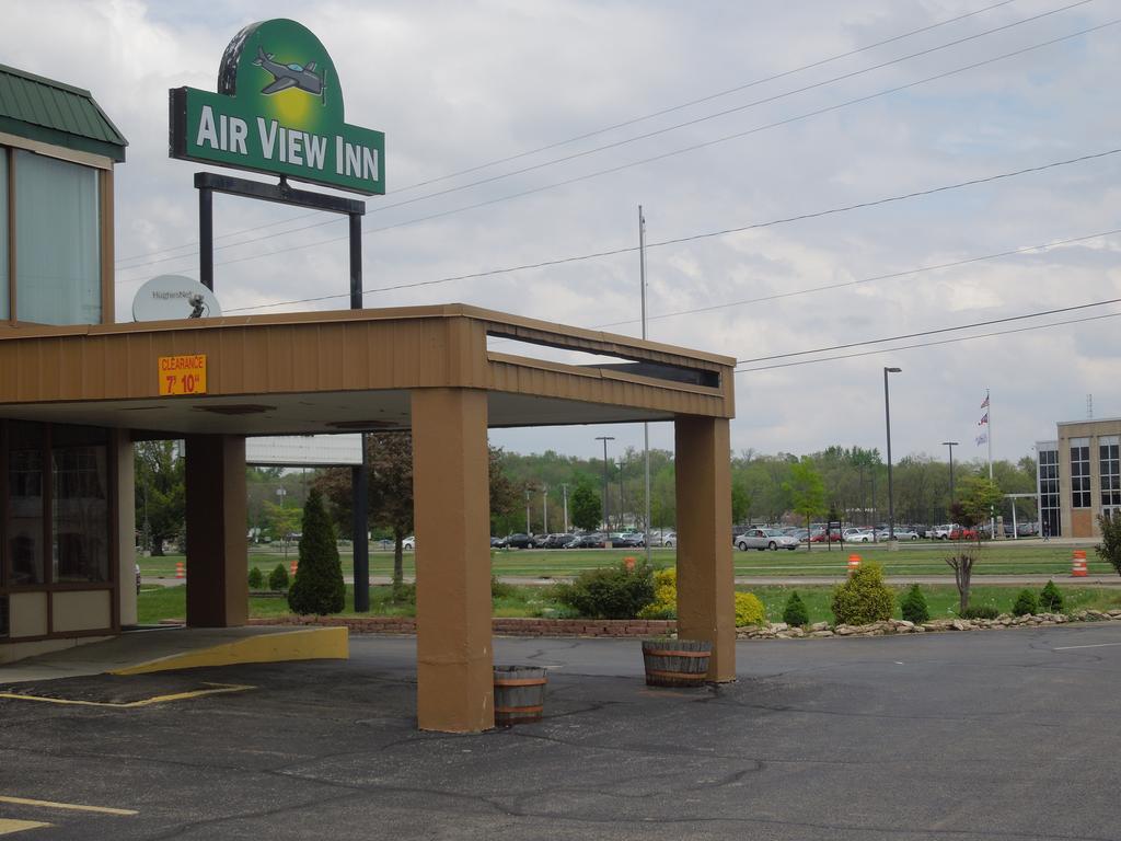 Air View Inn Dayton Luaran gambar