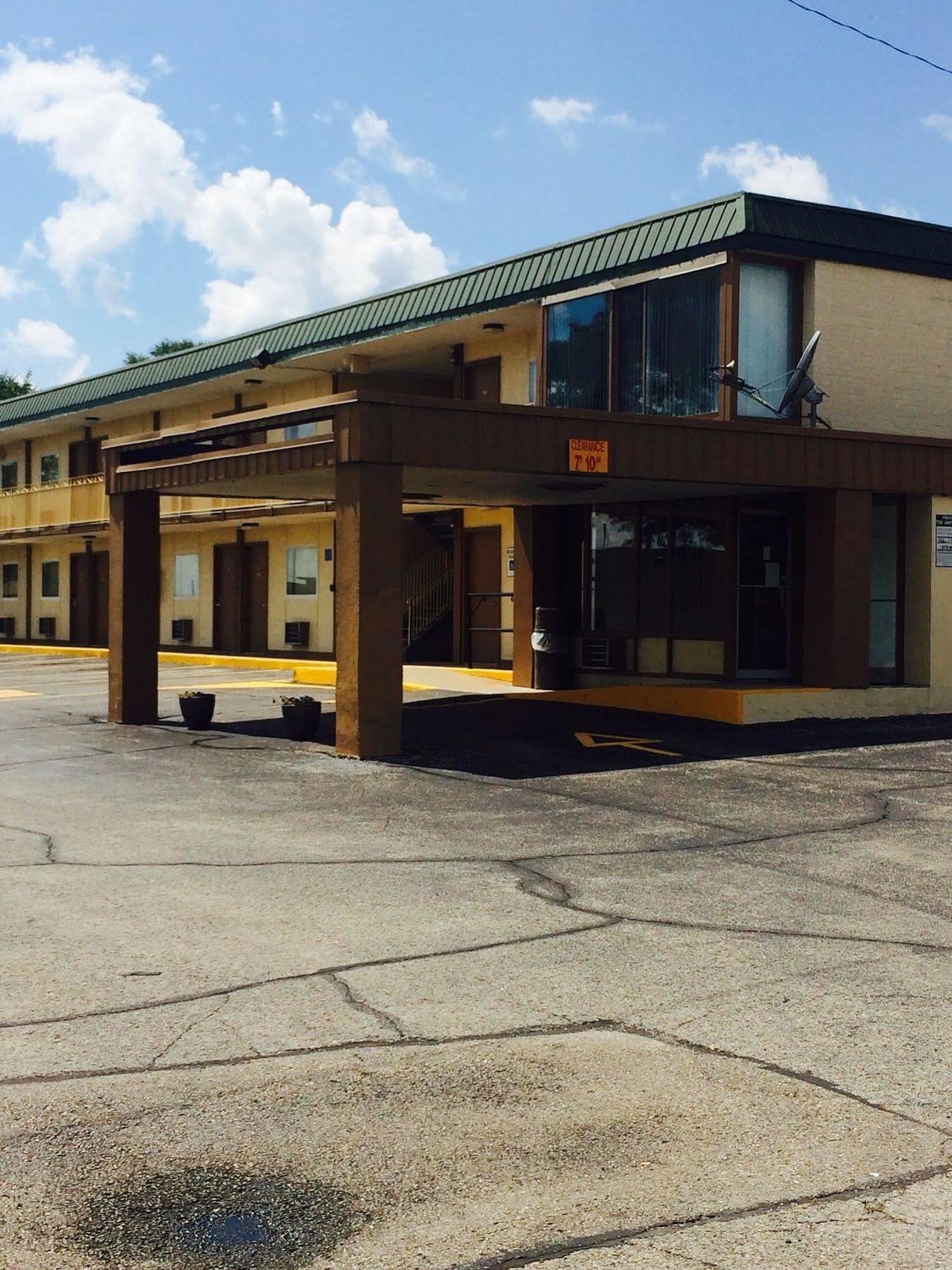 Air View Inn Dayton Luaran gambar